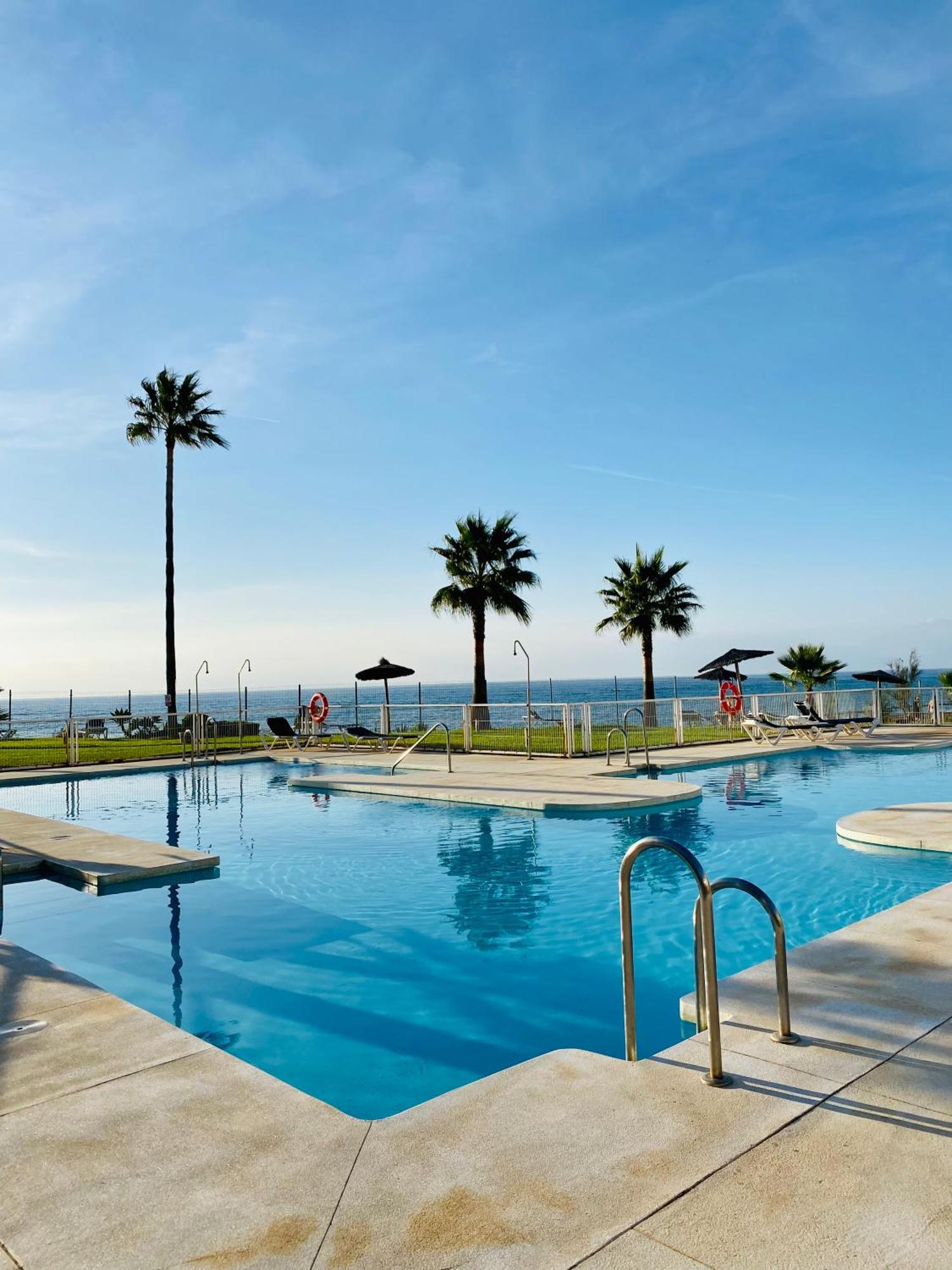 Sunshine Beach Front Complex, Wifi, Modern 卡萨雷斯 外观 照片