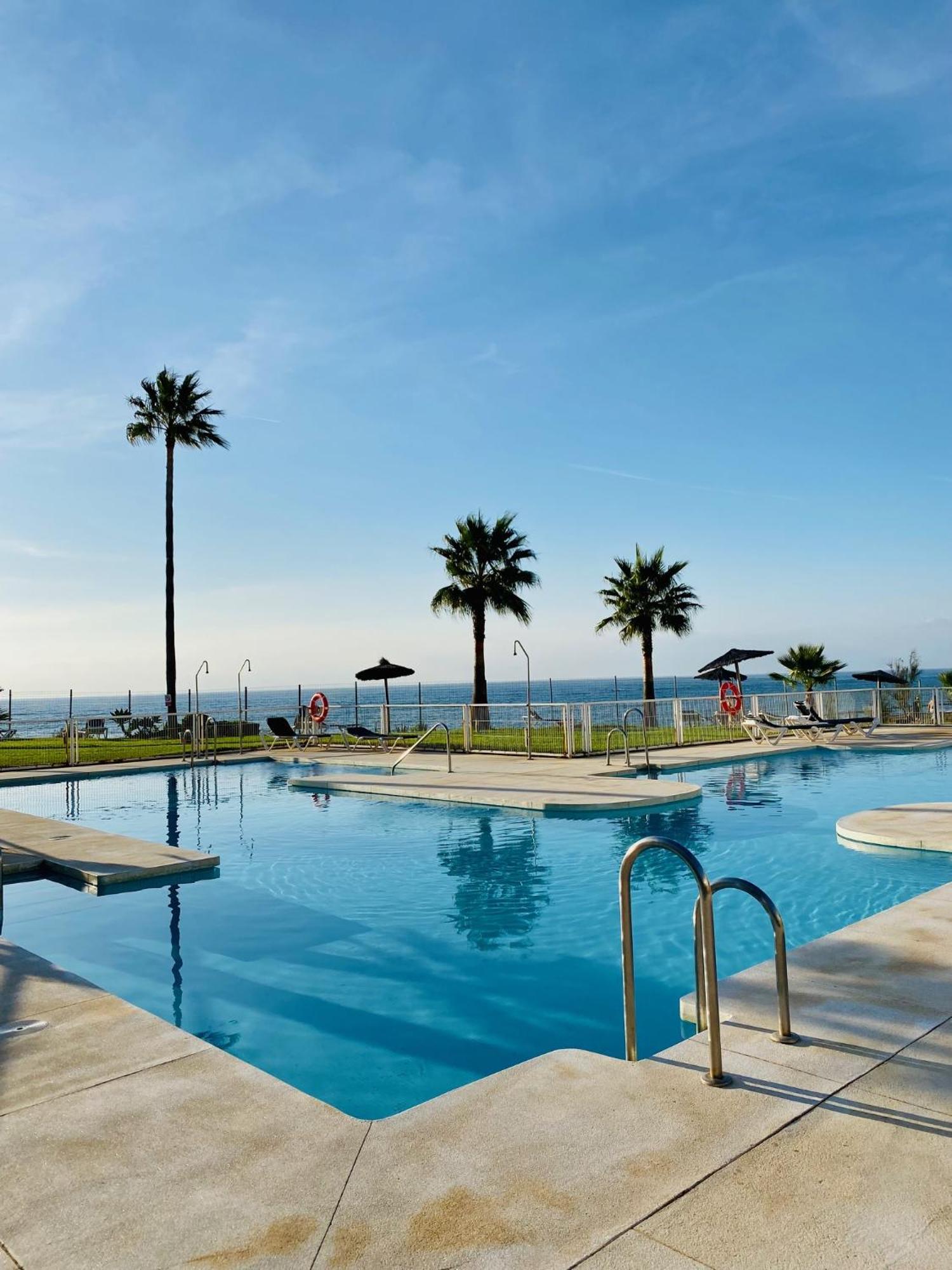 Sunshine Beach Front Complex, Wifi, Modern 卡萨雷斯 外观 照片